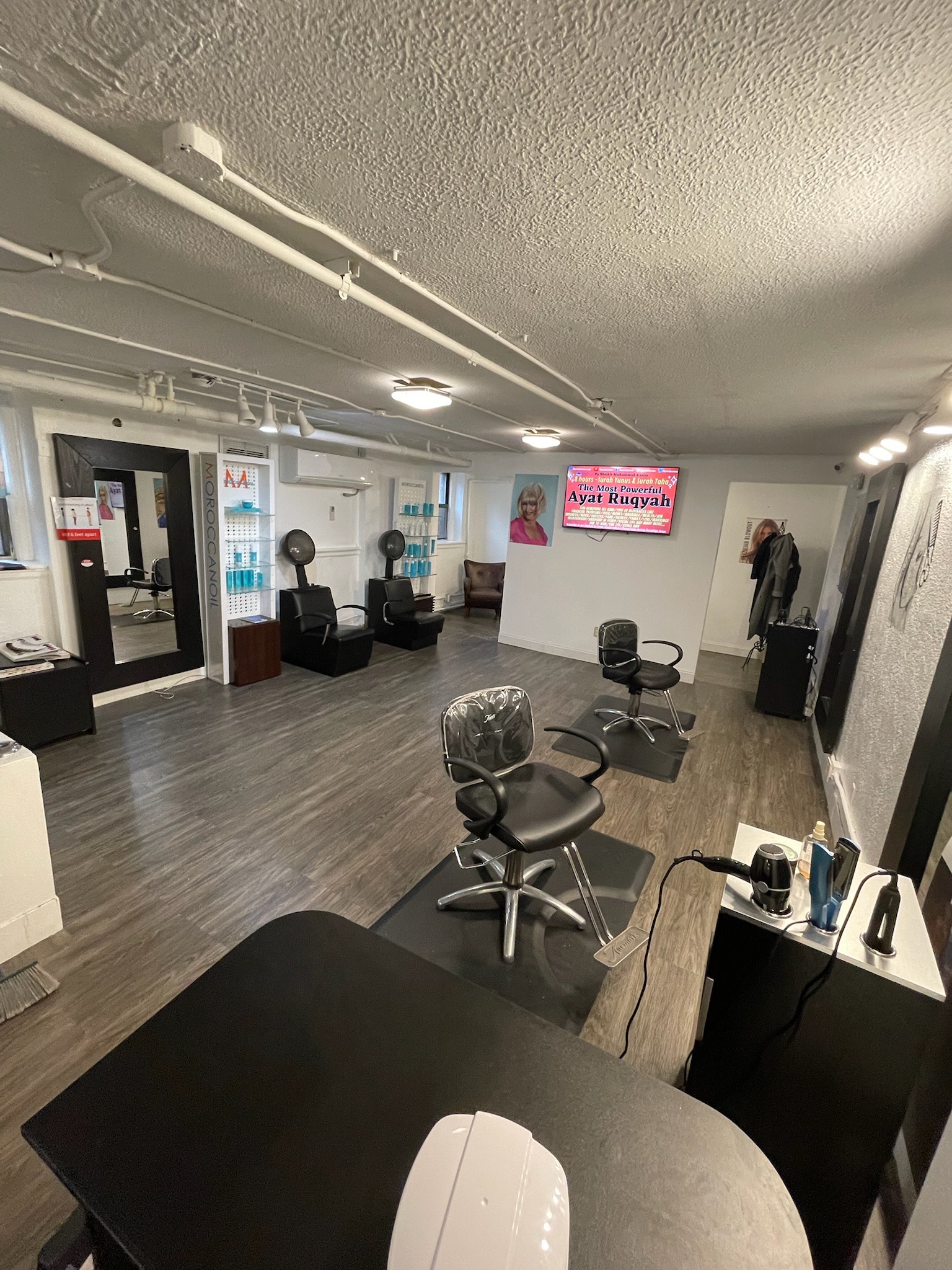 Inside Salon 3